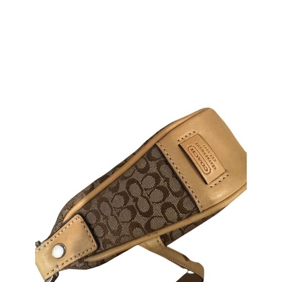 Sold! Coach Signature Canvas Shoulder Bag Brown - Picture 3 of 8